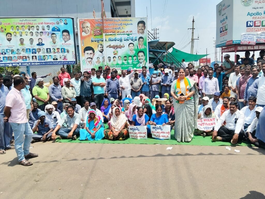 విద్యుత్ కార్మికుల పోరాటానికి బీజేపీ సంపూర్ణ మద్దతు