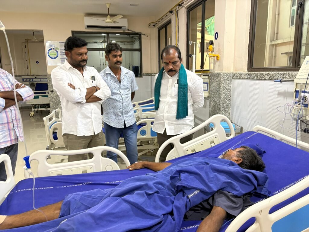 బాధితుడికి ఇనగాల పరామర్శ