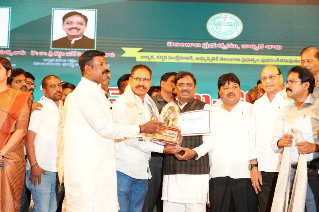 కుమారస్వామి యాదవ్‌కు ‘శ్రమశక్తి’ అవార్డు
