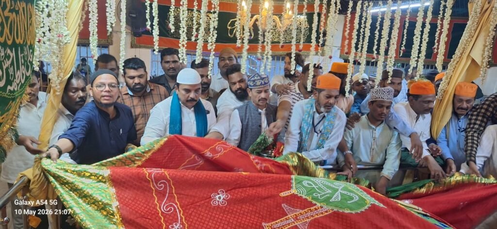 వైభవంగా ‘సైలానీ బాబా’ గంధం జాతర