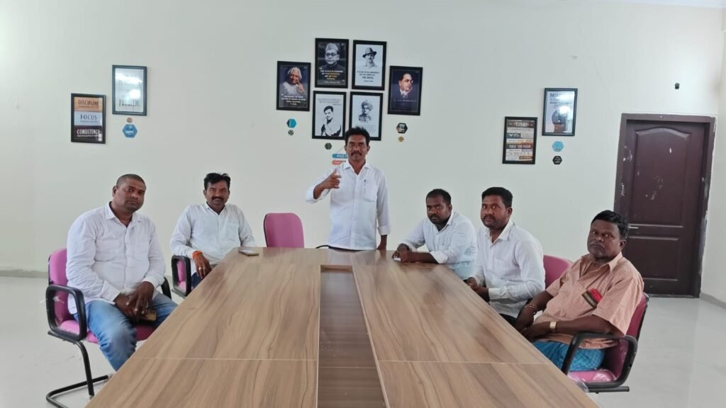 అభివృద్ధిని ఓర్వలేకనే గ్రంథాలయంపై కాంగ్రెస్ నాయకుల కక్ష