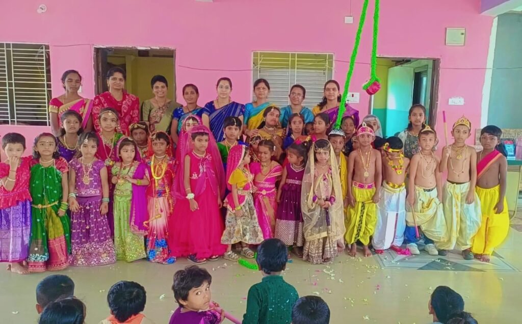 టెక్నో సెన్స్ హై స్కూల్ లో ఘనంగా కృష్ణాష్టమి వేడుకలు