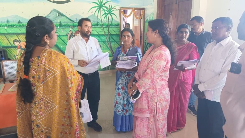 సర్ విచారణ ప్రక్రియపై ఆర్డీవో తనిఖీ